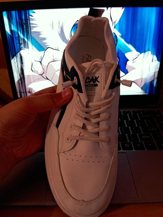 Летние кроссовки 43 размер