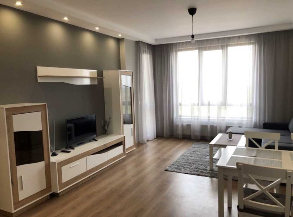 Двустаен апартамент под наем в жк. Младост 4