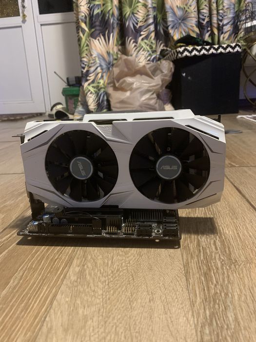 Vand kit de placa de baza cu placa video rami si procesor