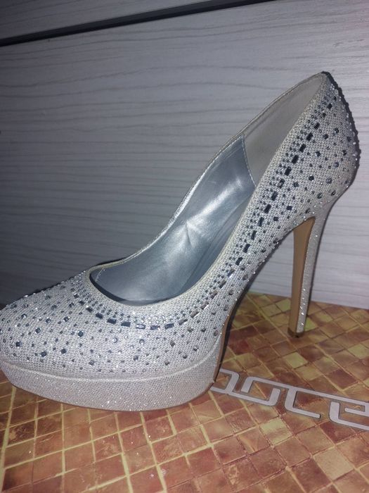 Елегантни обувки