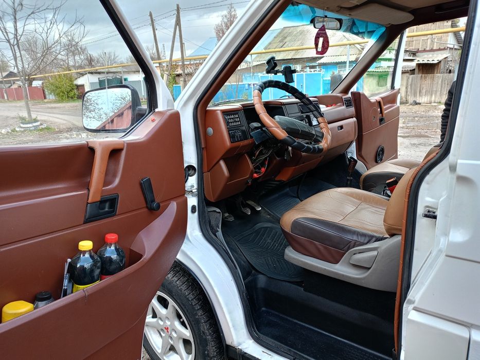 Продам Volkswagen Caravelle