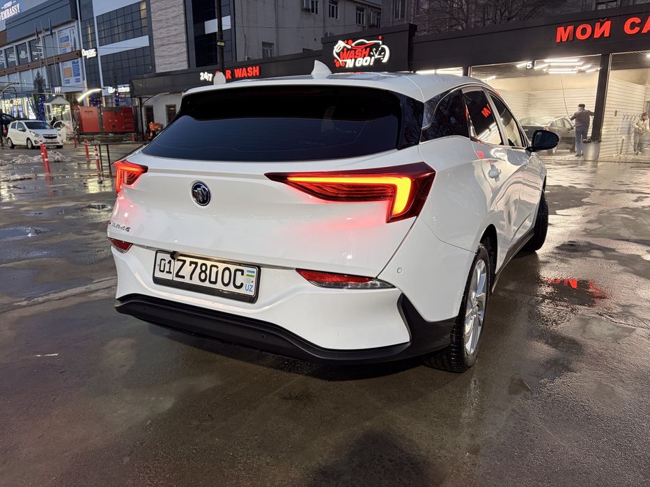 Buick velite 6 (Fashion PLUS)