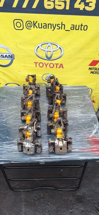 Суппорт задний Ниссан Цефиро Максима А32