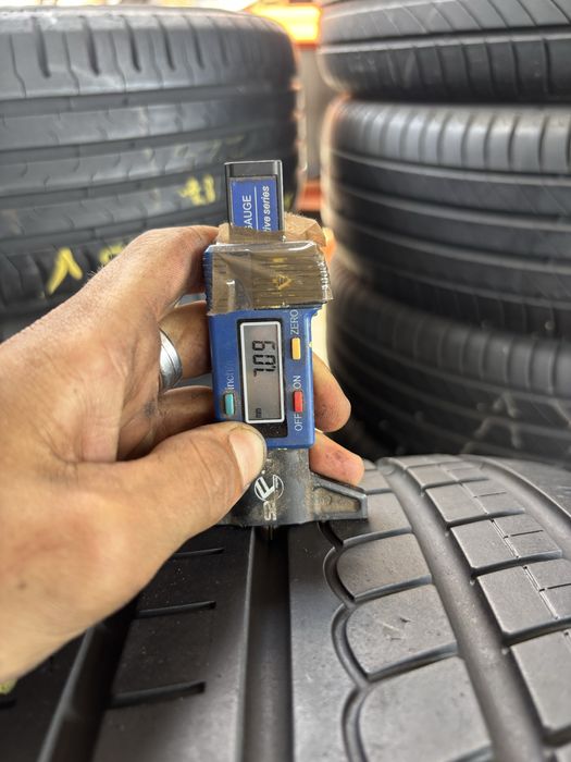 1 Anvelopa Vara 255/40/17 Pirelli P Zero Rosso 255 40 17 R17