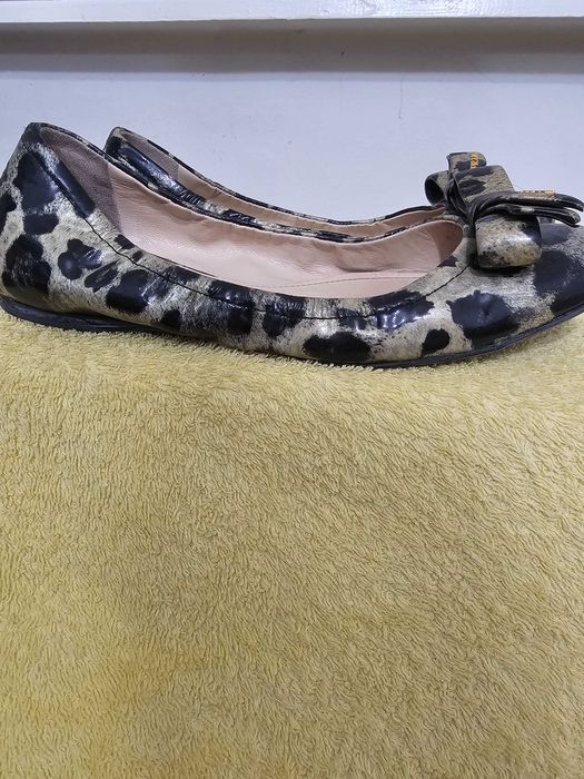 Balerini Prada din piele lăcuită