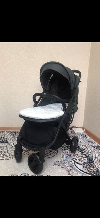 Продам прогулочную коляску