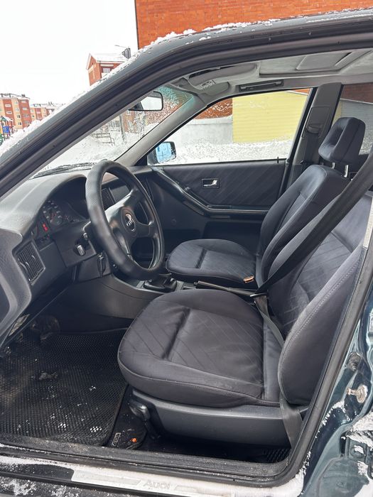 Продам Ауди 80 б4 1993 г