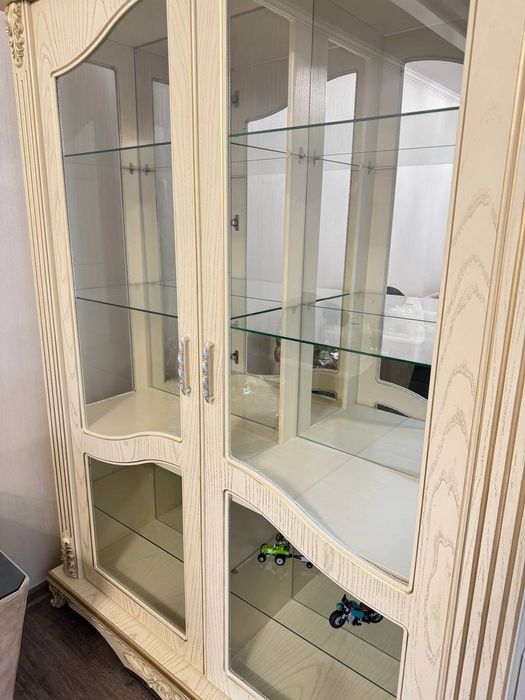 Мебел сотилади 190$