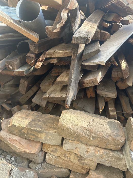 Эски пол тахта сотилади