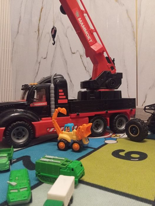 Набор машинок  для детей