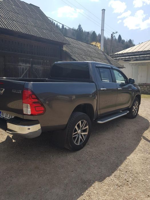 Toyota Hilux 2016