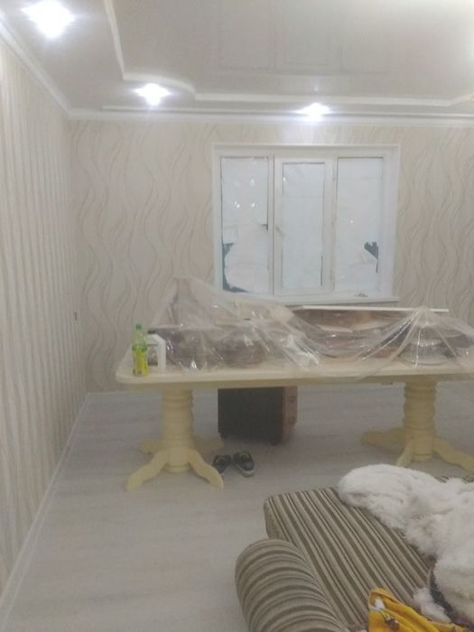 Поклейка обоев  , закатка , левкас