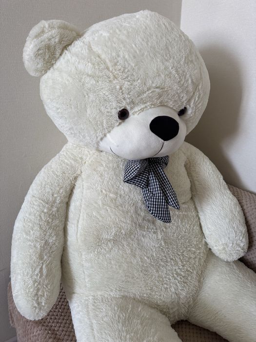 Белый плюшевый медведь 2 метра