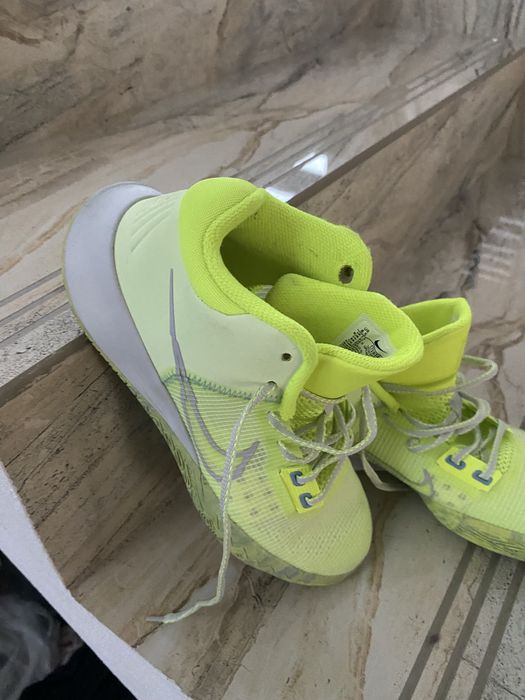 De vanzare Adidasi Nike Zoom Vapor marimea 42  pret 370 lei