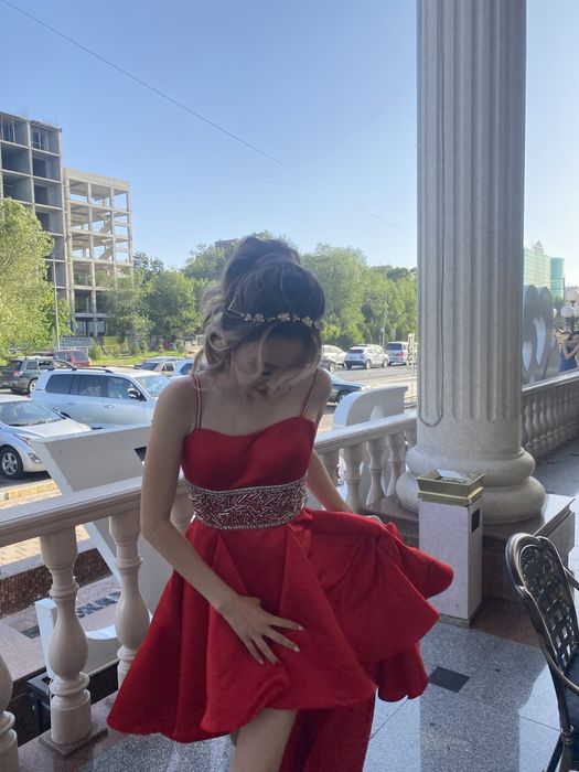 Продам красивое выпускное платье