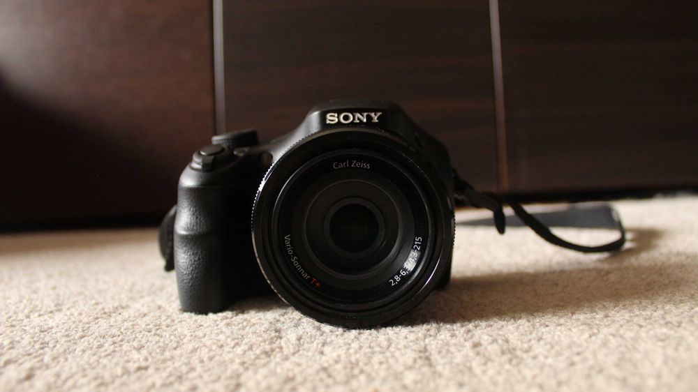 Фотоапарат Sony Cybershot DSC-HX300