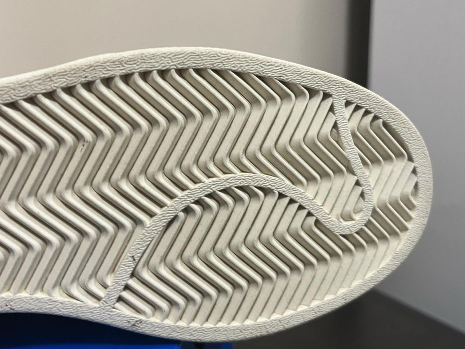 Оригинални Маратонки Adidas Originals Superstar - чисто нови, 41 1/3