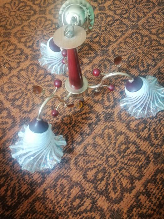 Продам люстру!в отличном состоянии!