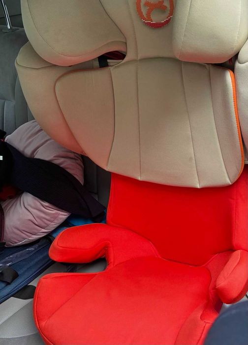 Детско столче за кола