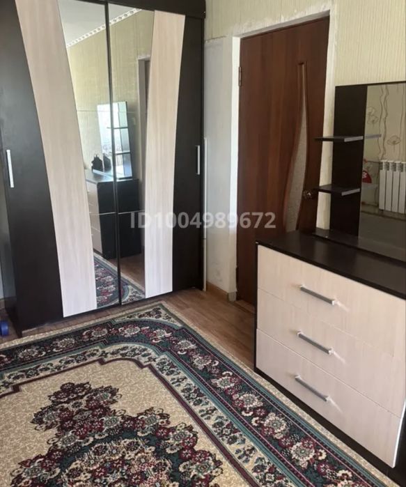 Продам б/у спальный гарнитур