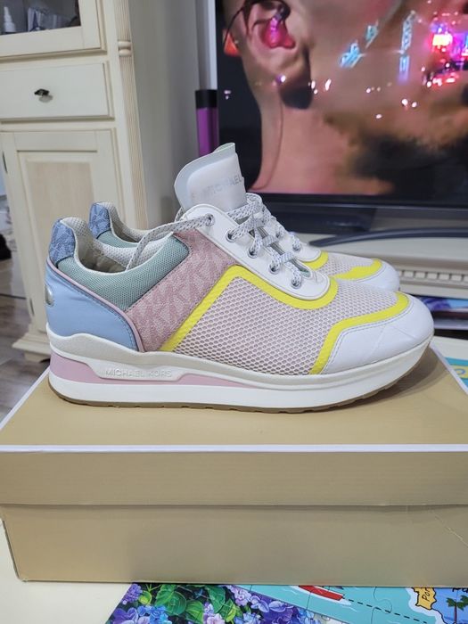 Michael Kors marimea 41