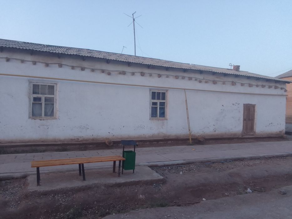 Жай сатылады. Шымбай  БАЗАР