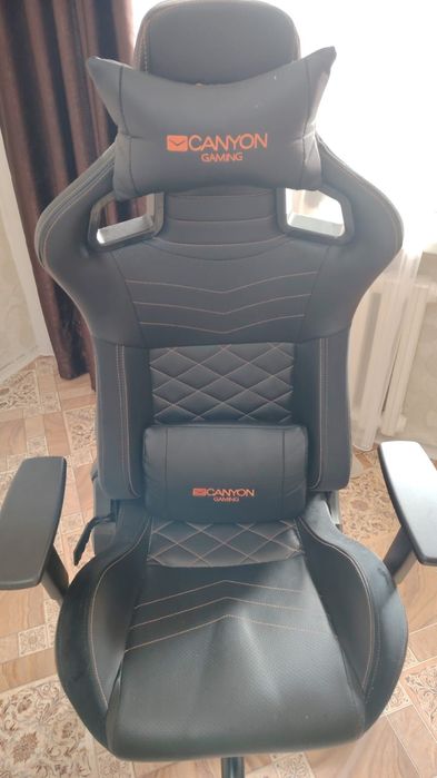 Продам кресло игровое