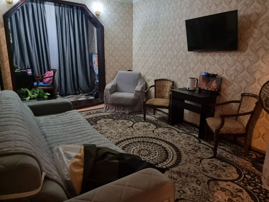 Срочно продаётся квартира 2/4/4