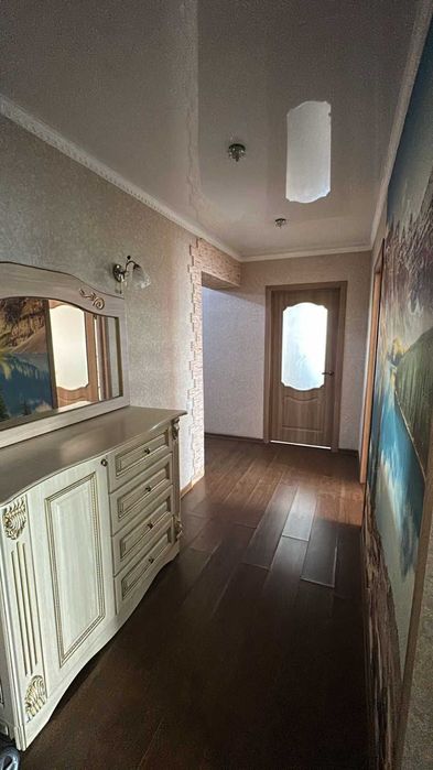 Продам 3 комнатную квартиру