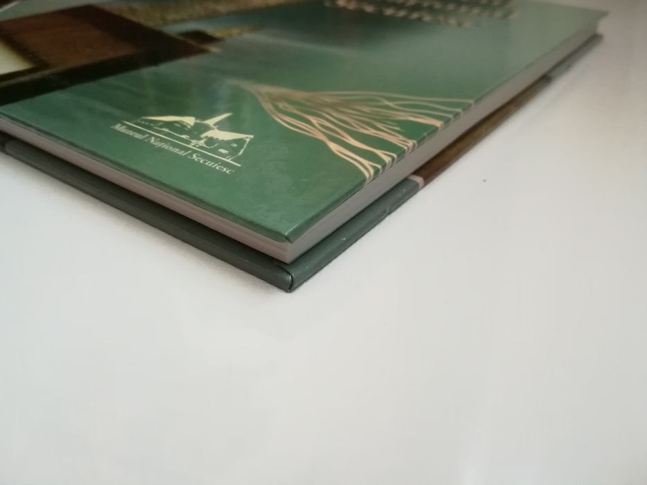 Carte muzeu educativ