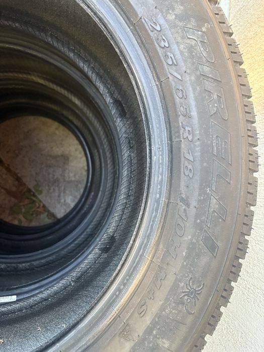 Зимни гуми 235/65/18 Pirelli