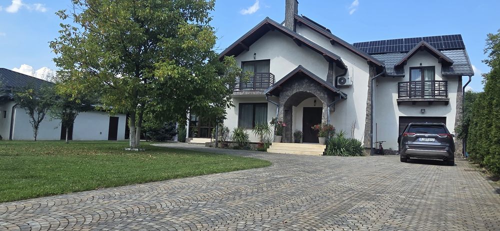 Casa Gradina Morii + 1000 mp teren