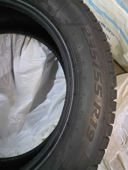 Продам шины pirelli ice zero f