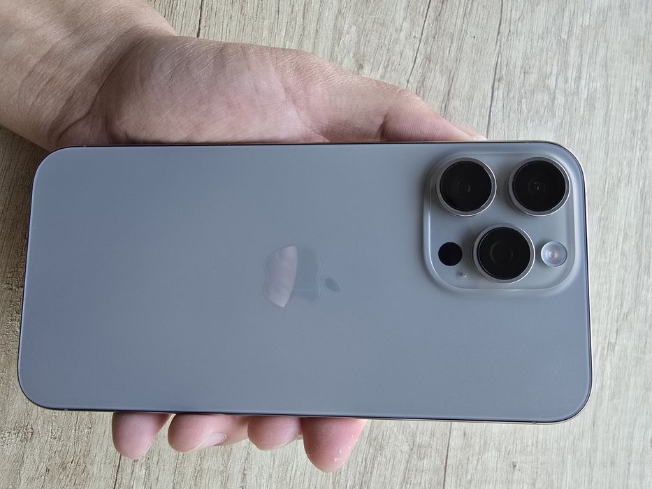 Продам айфон 15 Pro Max 512 Gb Titanium