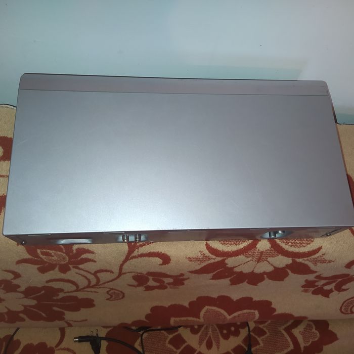 Продам видеомагнетафон панасоник