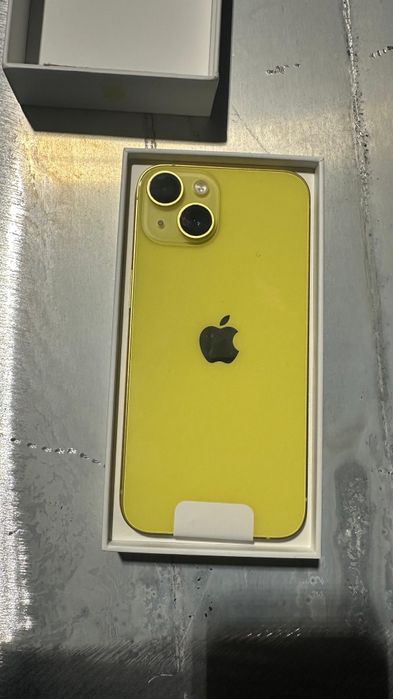 De vânzare iPhone 14