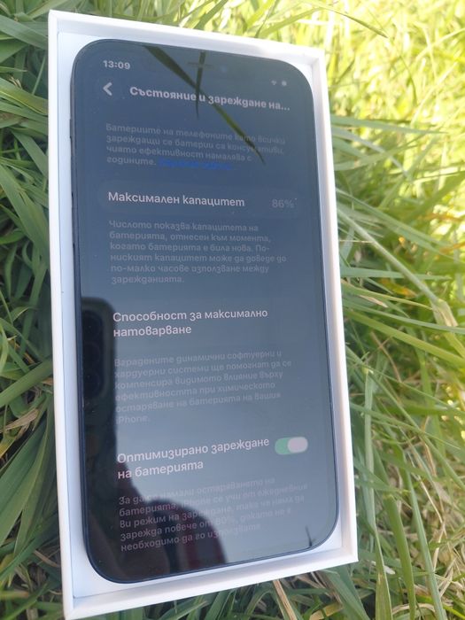 Телефон IPhone 12