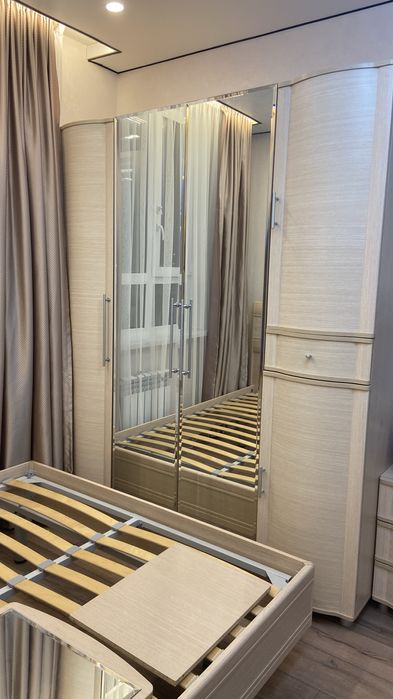 Спальный гарнитур