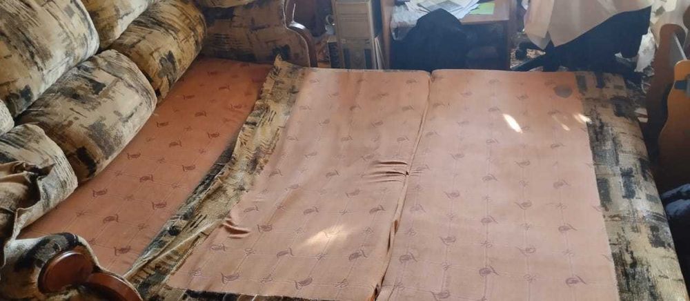 Диван, с креслом