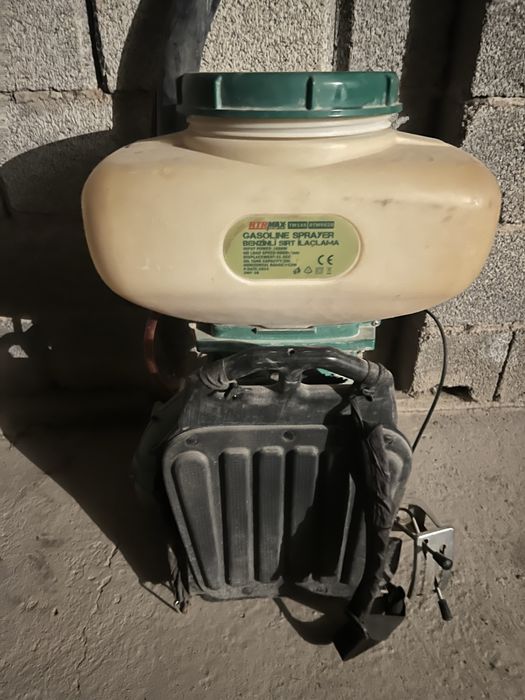 Опрыскиватель бензиновый