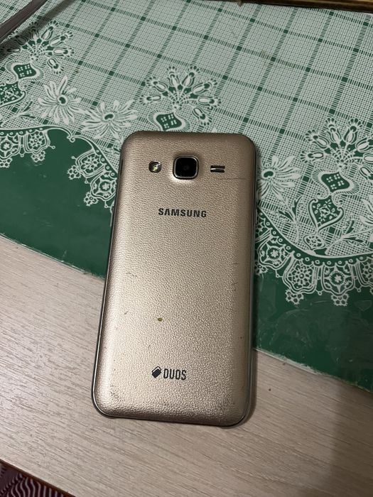 Продам Samsung J 2