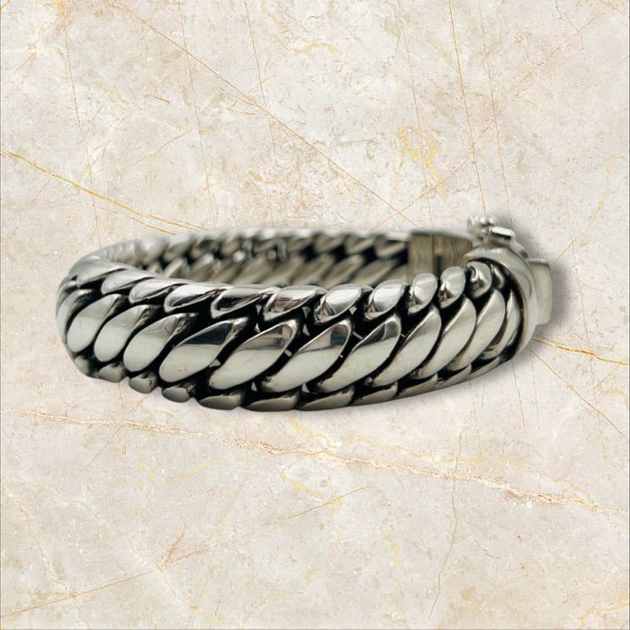 Buddha TO Buddha The BEN medium вечна сребърна гривна