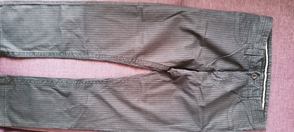 Джинсы DENIM by H&M