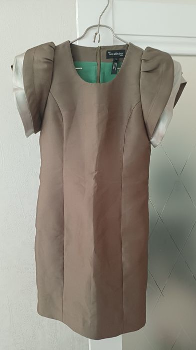 Продам платья женские