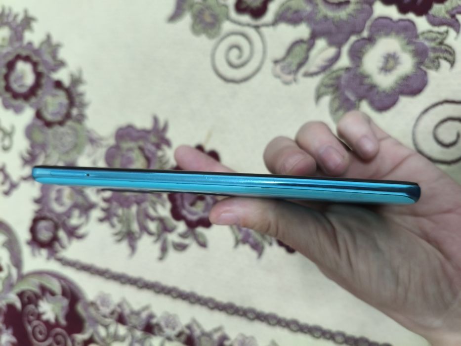 Самсунг А51 продаеться