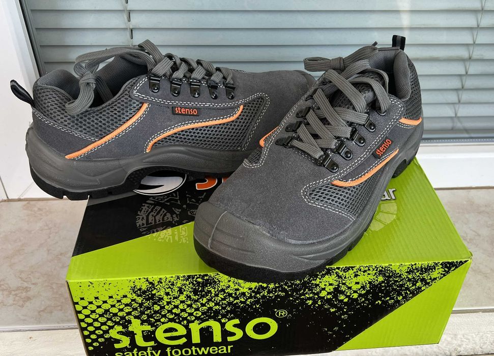 Нови мъжки обувки номер 43