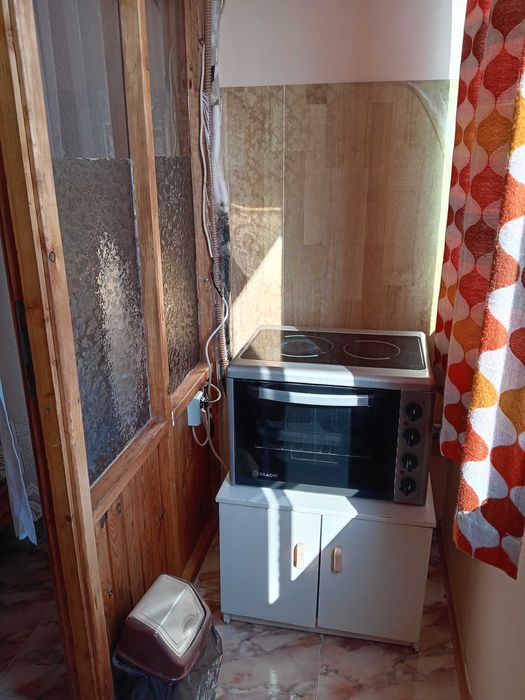 Дава се под наем Едностаен апартамент в Бургас, Център - 25 кв.м за 255 € - Снимка #6