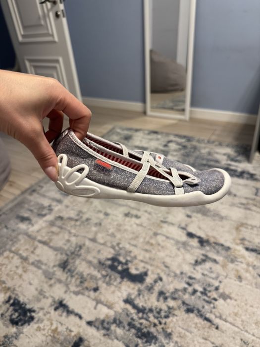 Обувь для девочки