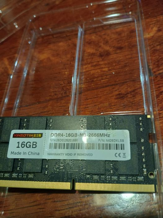 Memorie RAM  16 GB. DDR 4 - 2666Mhz