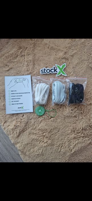 Jordan 4×Off White sail